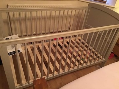 venice cot bed
