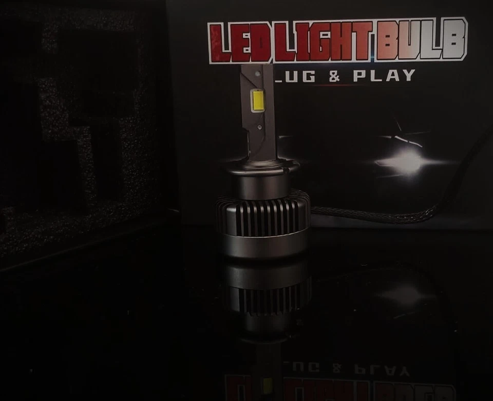 Faros LED D2S Volvo V50 Estate 2005-2012 55W 6000K OEM aptos para devolución de dinero. Foto 2 de 4