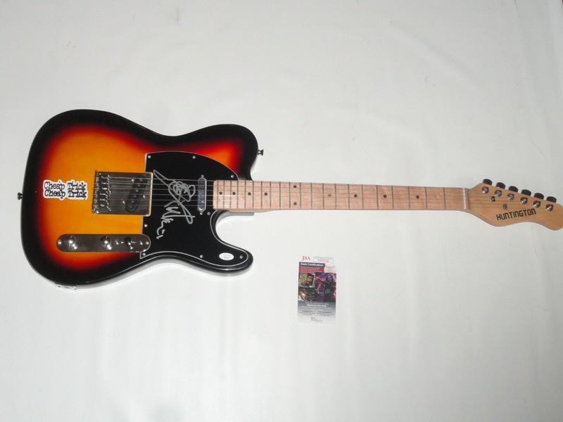 RICK NIELSEN SIGNED SUNBURST ELECTRIC GUITAR CHEAP TRICK LEGEND PROOF JSA COA
