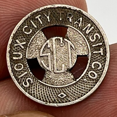 #ad #ad 1946 SIOUX CITY TRANSIT CO Train Streetcar Bus Coach Transit Token WM IA850V $2.40