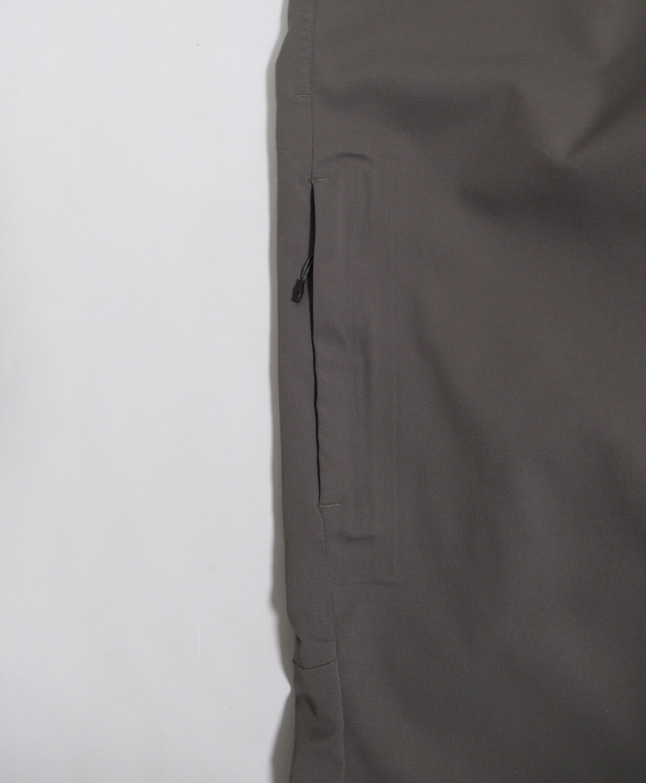 Lululemon Men's ABC Commuter Pant 28" Grey Sage Size 32 Water-Repellent