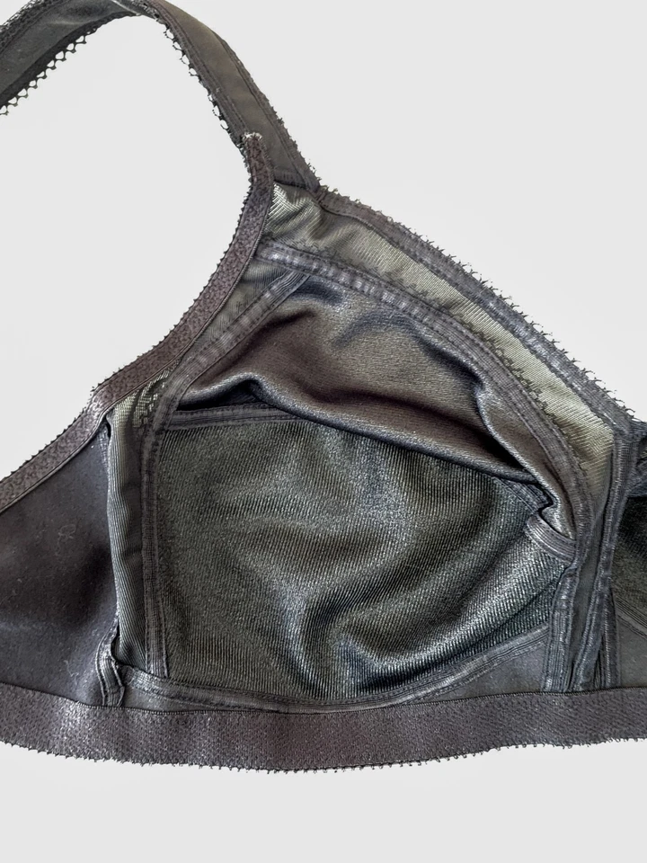 Sujetador Underscore 40C Negro Inalámbrico Camiseta Floral Encaje Malla Cojín Correa Cono Foto 3 de 4