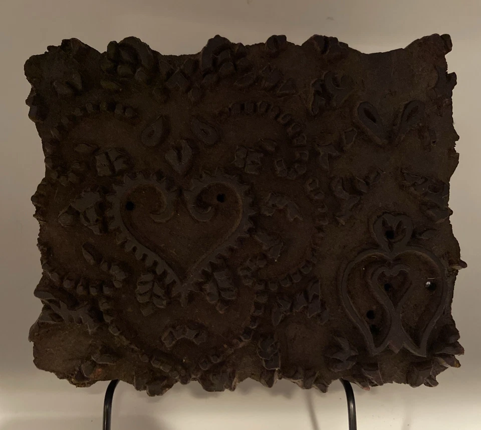 Antiguo sello de tela textil de bloque de impresión de madera indio tallado a mano para pared Foto 2 de 4