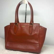 Good Condition COACH Legacy Leather Medium Candace Carry All 15a