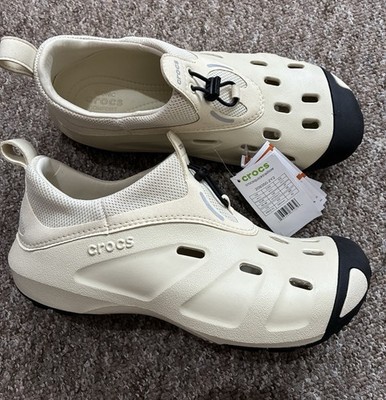 Crocs Quick Trail Low Herren UK 10 EU 45-46 Creme Slipper Schuhe Neu Walk Hike Hols