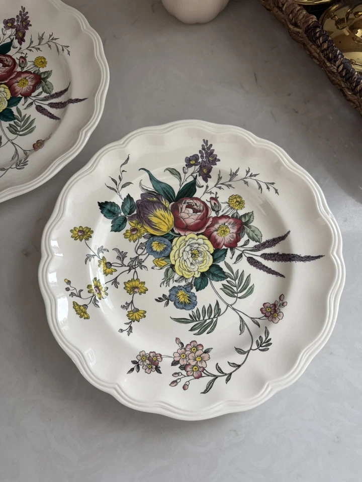 Vintage Spode Gainsborough (Marlborough) Dinner Plates Set of 2 - Image 2 of 4