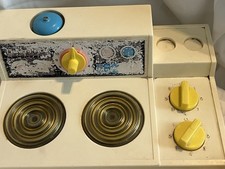 1978 Fisher Price Toys Vintage Fun with Food Kitchen Stove Top w/Bell Works