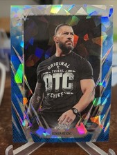 2026 Topps Chrome Sapphire WWE ROMAN REIGNS Refractor #18 Smackdown OTC