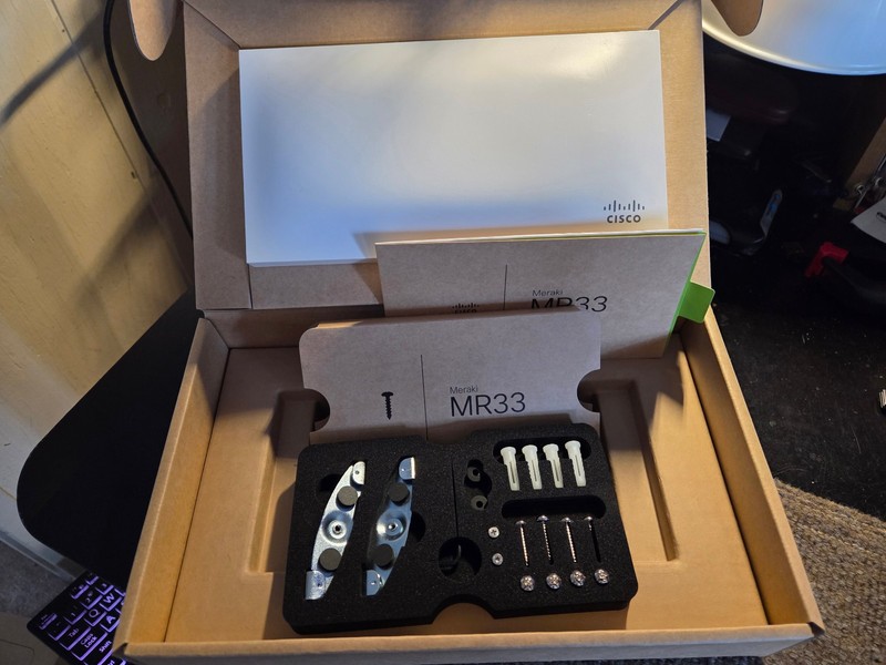 Cisco Meraki MR33 Quad-Radio 802.11ac Wireless AP / OpenWrt 24.10.4 preinstalled