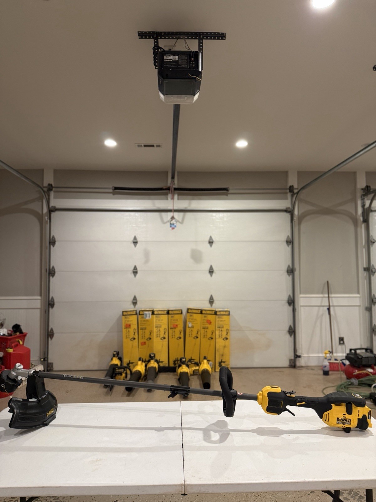 Dewalt 60v Max Flexvolt 17” Brushless String Trimmer DCST972 (Tool Only)