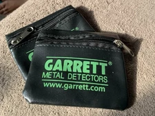 LOT OF 2 GARRETT COIN FIND ZIPPERED POCKET POUCH/WALLET  VINTAGE METAL DETECTOR