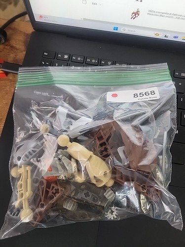 Lego 8568 - Bionicle Toa Nuva Pohatu Nuva - 2002 - 100% Complete! - Picture 3 of 3