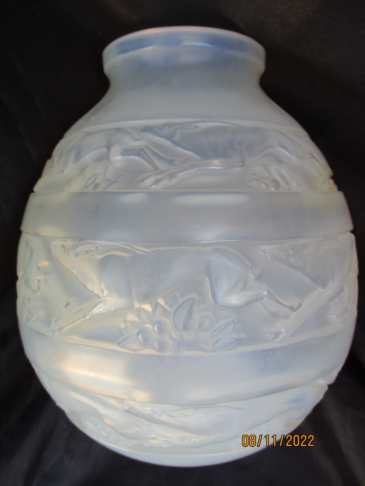 Vase Lalique France décor antilopes René Lalique France Lalique Glass