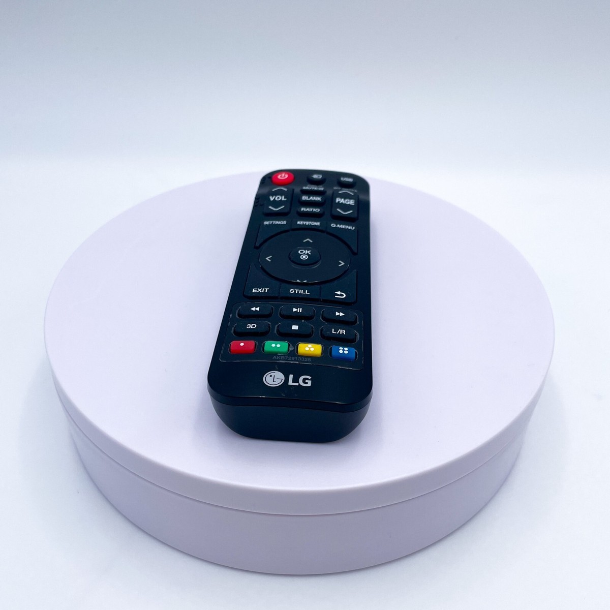 LG Cine Beam DLPプロジェクター PH450UG LG Ultra Short Throw LED Projector with Embedded Battery