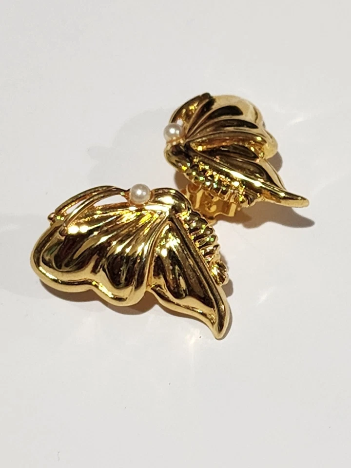 Pendientes Joan Rivers Mariposa Tono Dorado Imitación Perla Clip On Foto 2 de 4