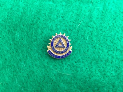 Cosmopolitan International Past President enamel pin