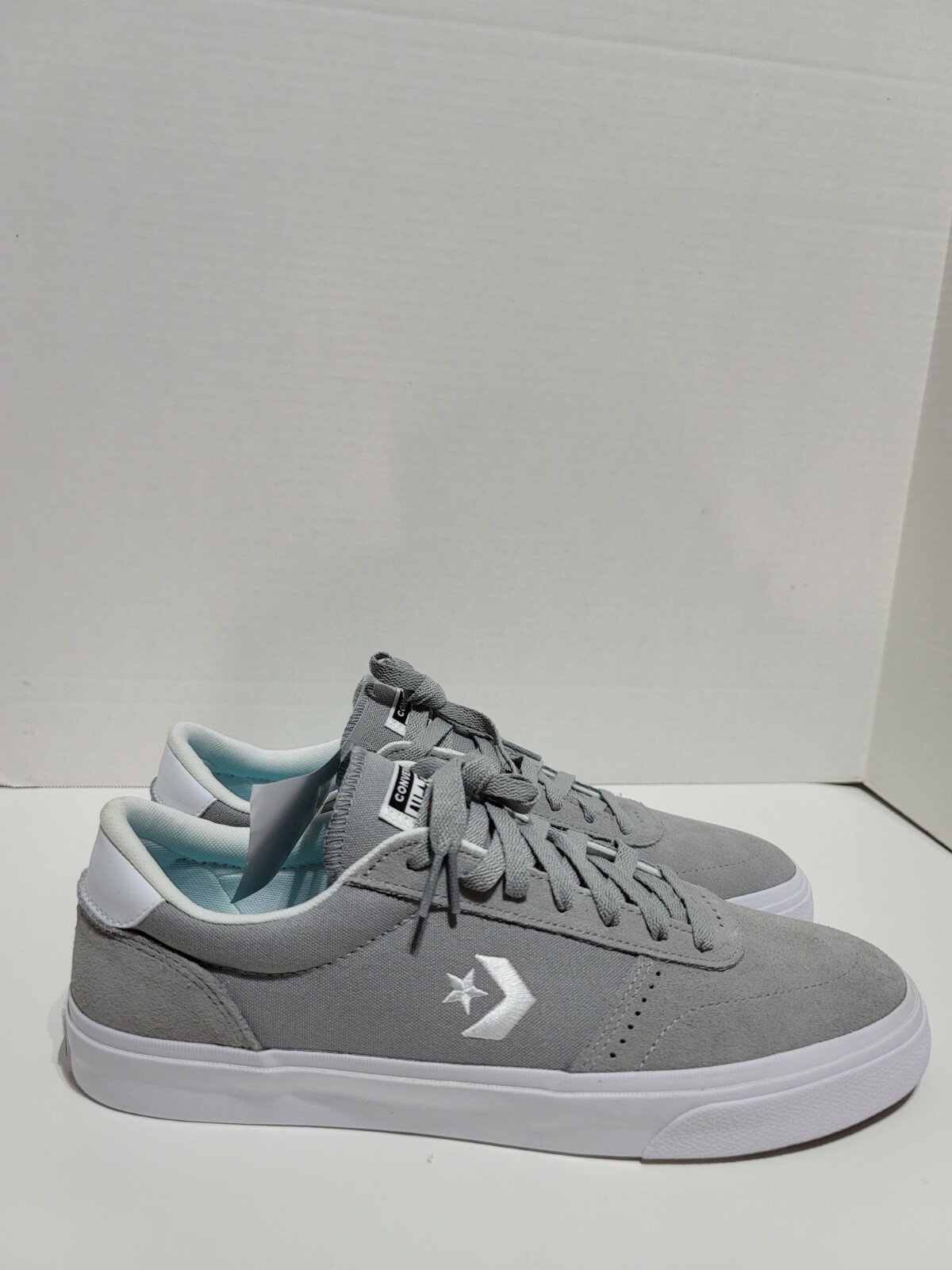 white shoes unisex SIZE 