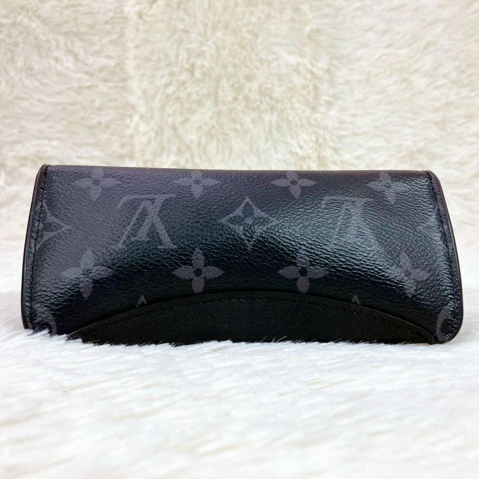 LOUIS VUITTON GI0296 Estuche-Lunetas Gafas de sol Leñosas Estuche Bolsa Negro Foto 2 de 4