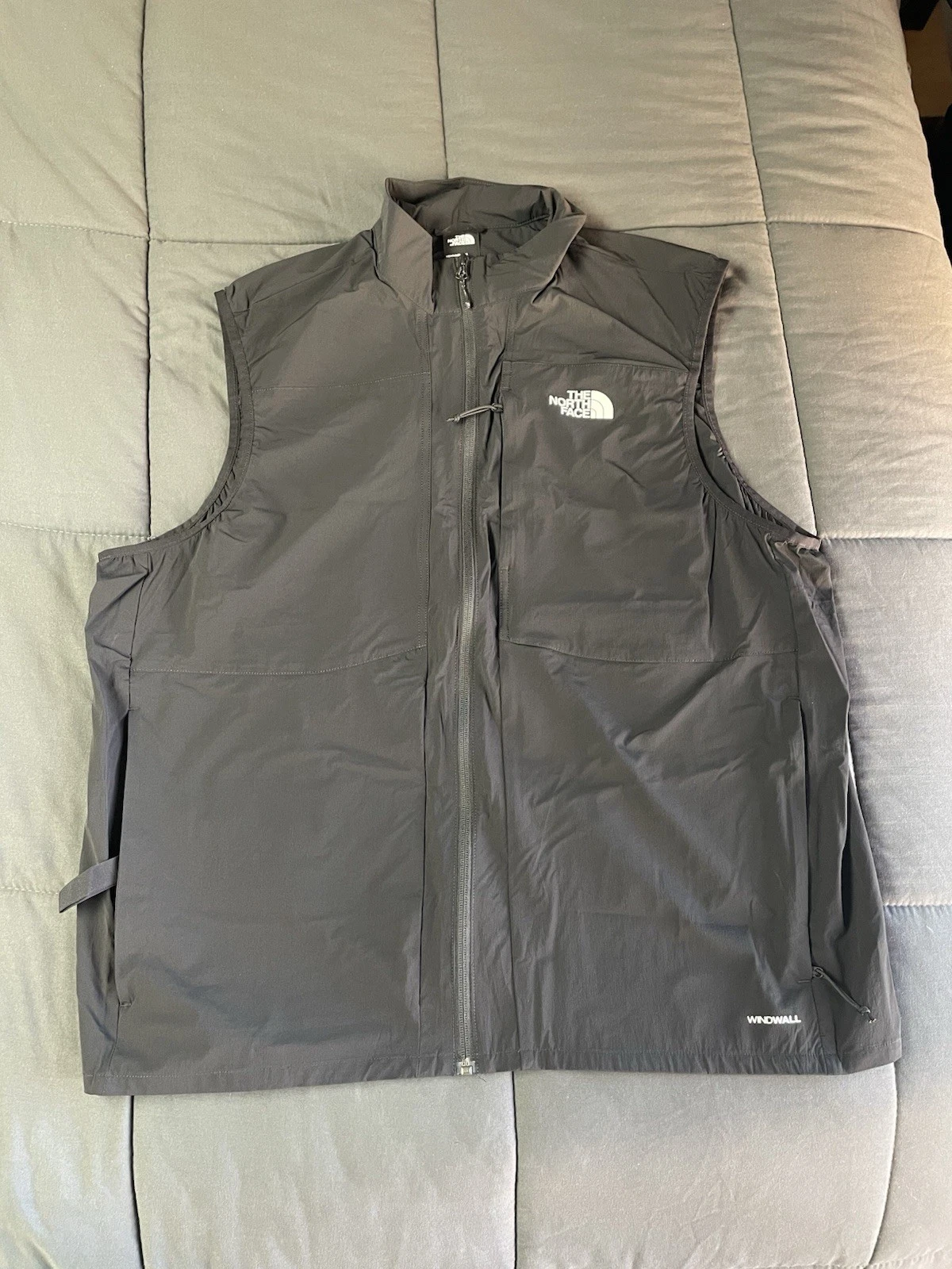 NWOT Large Men’s North Face Windfall Vest