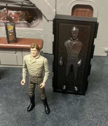 Vintage Star Wars Figure - Han Solo (Carbonite) (1984) - Last 17 - Complete