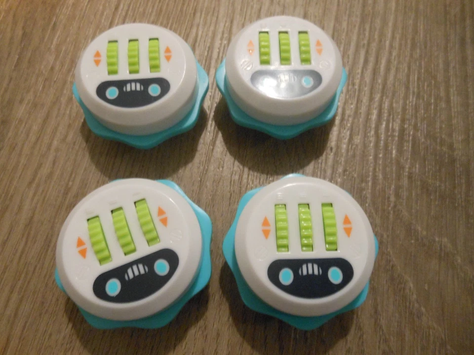 Wendy's Niños Juguete de Comida Bots Inquietos Toggle-Bot Dial-Bot Push-Bot 2025 Lote de 9 Foto 3 de 4