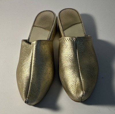 Vintage 1960 Gold Mule Slippers Women s Size 7.5 Slip-On Metallic Genie