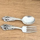 WALLACE GRAND BAROQUE STERLING SILVER 2 PC BABY SET 4" NO MONOGRAM