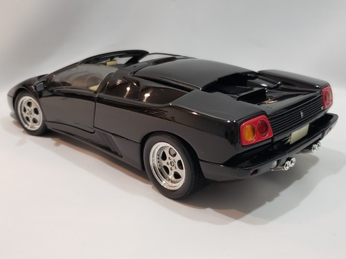 1:18 AUTOart Lamborghini Diablo VT Roadster BLACK Diecast Model Car Rare - Picture 10 of 18