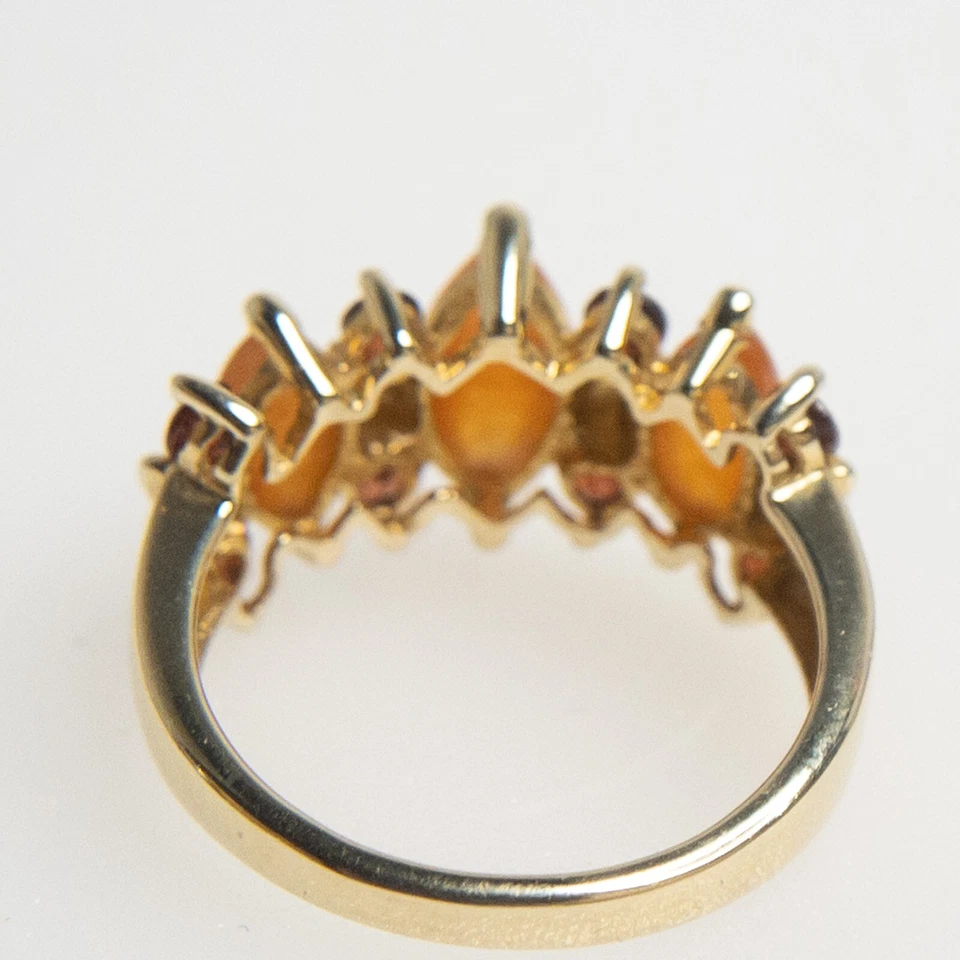 ¿Jadeíta 14K? Anillo Grande Ovalado Naranja Piedras 8 Pequeñas Piedras de Vidrio Cruzado Foto 3 de 4