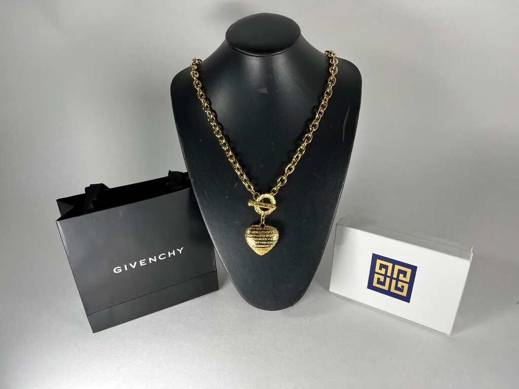 Rare Vintage 80s Givenchy Gold Plated Heart Pendant Necklace