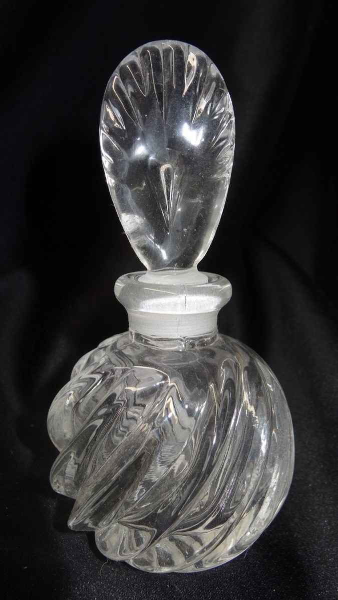 Glass Ribbed Perfume Bottle with Teardrop Shaped Stopper UK