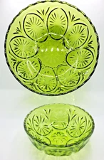 Set of 2 Vintage Green Anchor Hocking EAPG Cameo Chip and Dip Berry