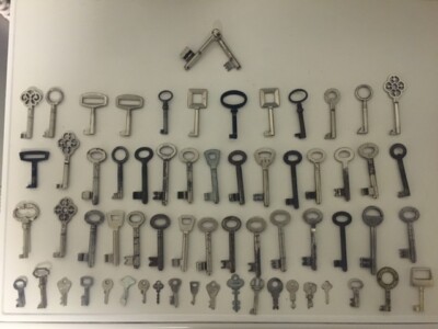 63 Schlüssel viele antik Schrankschlüssel Hausschlüssel Tresorschlüssel