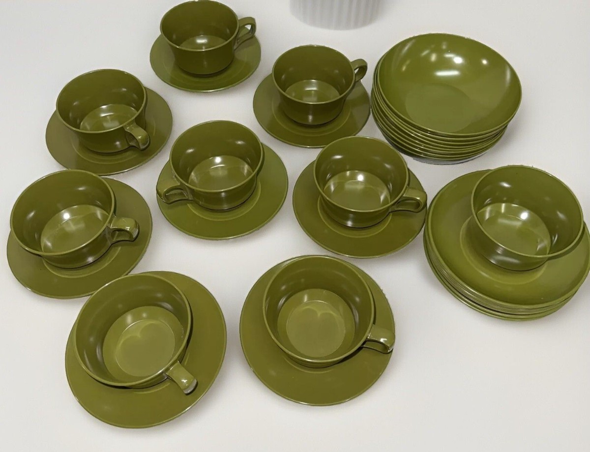 Allied Chemical Vintage 1970's Avocado Green Melamine Retro 33