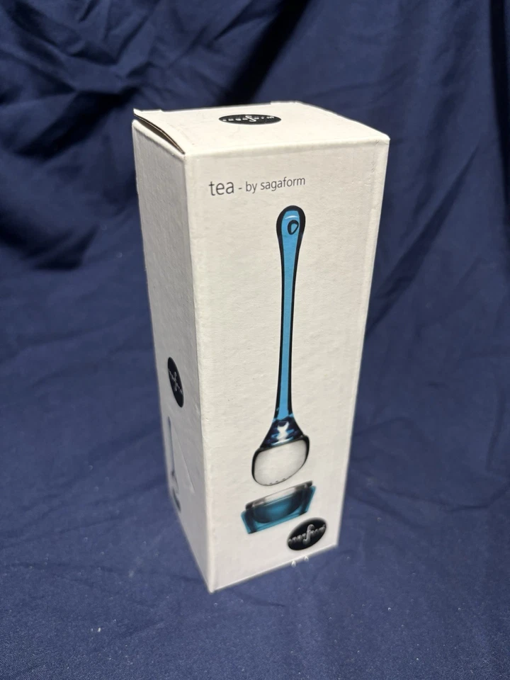 Sagaform Tea Strainer W/ Holder Blue Foto 4 de 4