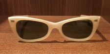 Vintage 1950s Cool Ray Polaroid Sunglasses 115 Pearl Frames Green Lenses