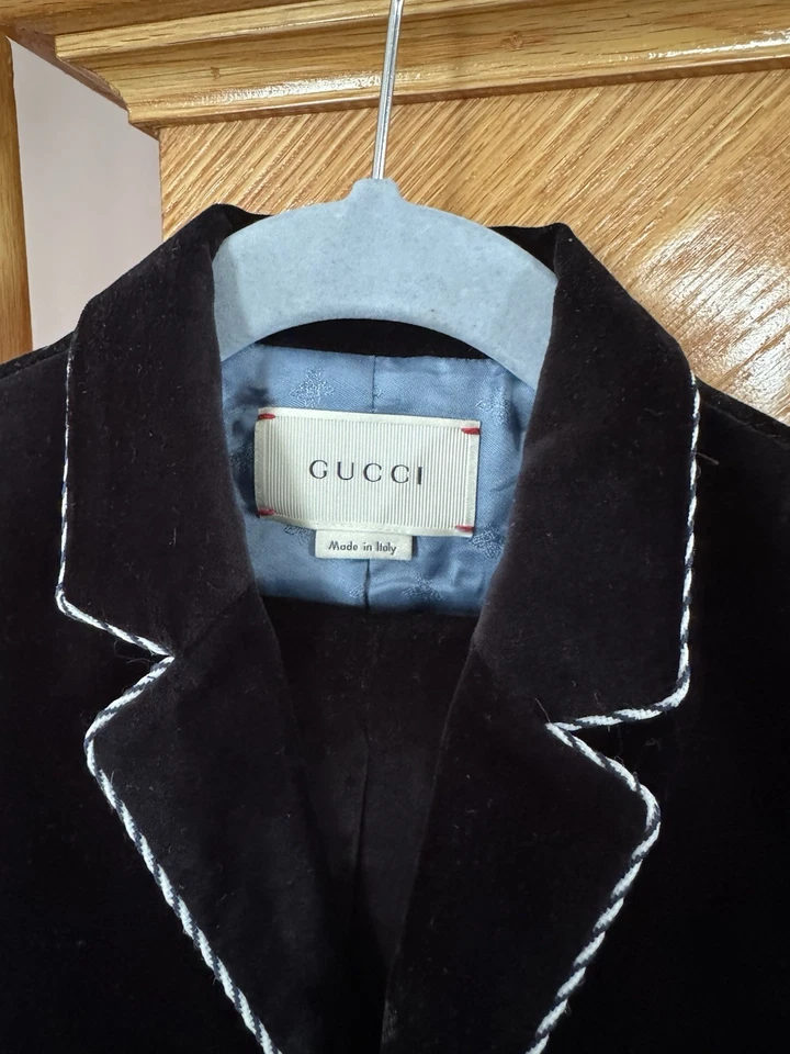 GUCCI Auténtico Traje Elegante Para Niños 5-6 Años Foto 2 de 4