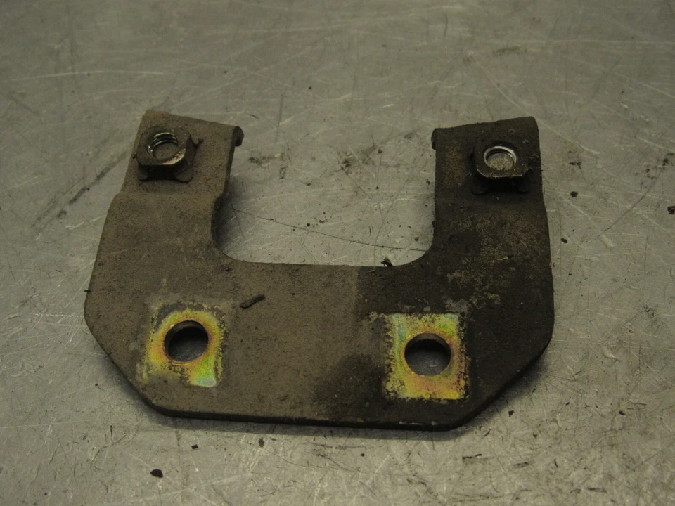 Suzuki GS1000C GS 1000 1981 Suzuki G 1980 soporte de bocina 38590-49010 Foto 4 de 4