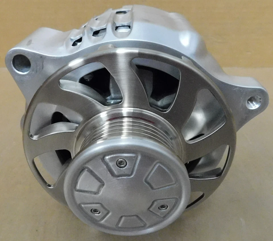 Alternador de aluminio Billet Specialties 12050, 12V 170amp, Int Reg, anodizado, ventilador Foto 3 de 4