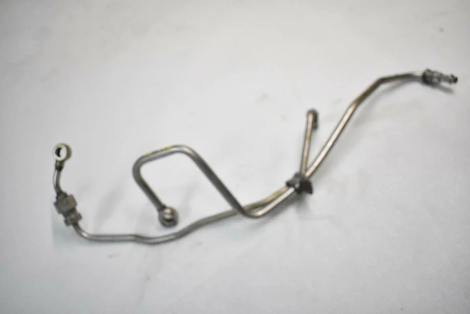 Línea de aceite delantera izquierda Porsche Panamera 970 10-15 Foto 3 de 4