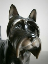 CHIEN SCOTTISH TERRIER PORCELAINE GOTHA PFEFFER STATUE ANIMALIERE 1930 ART DECO 