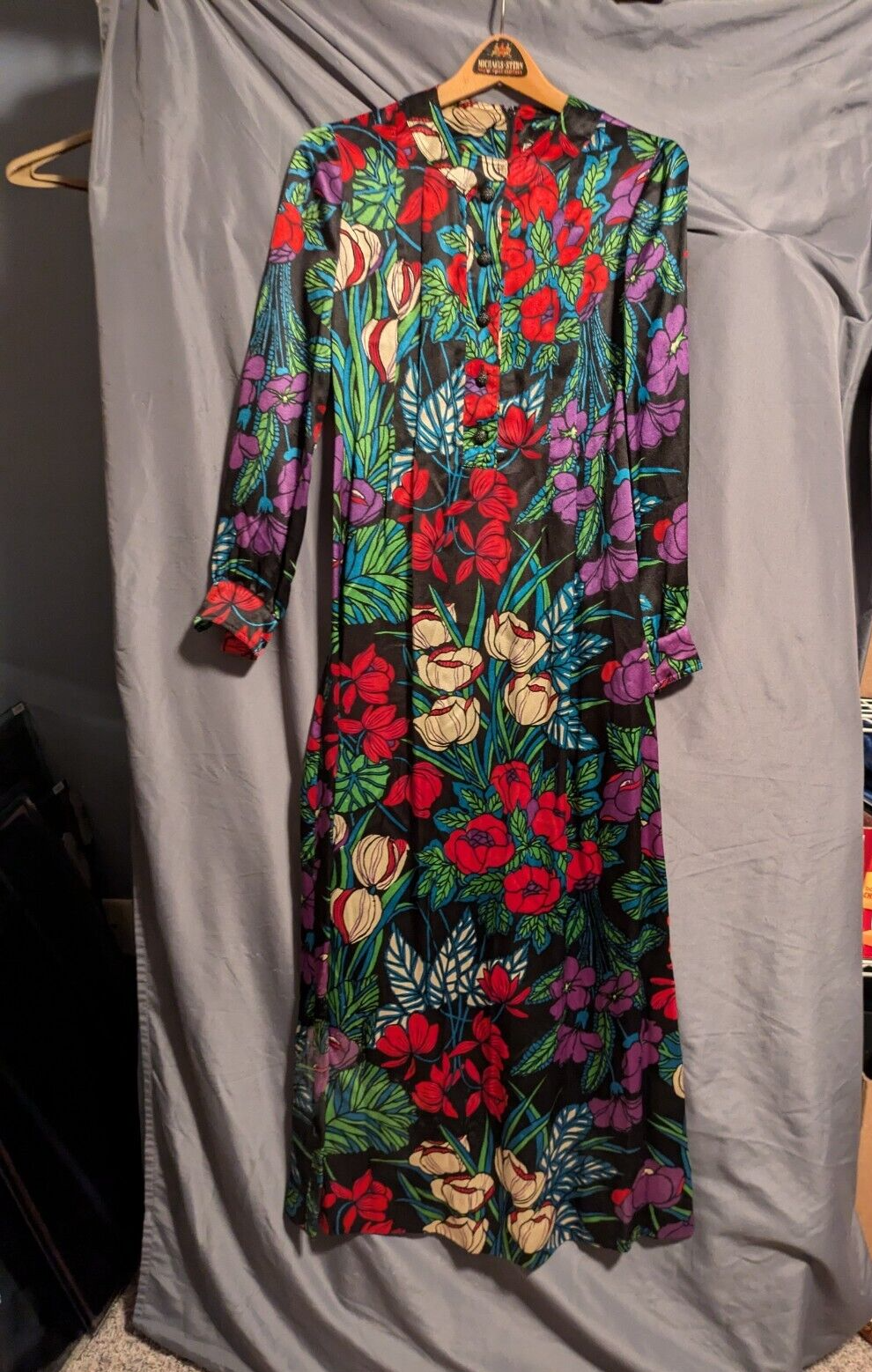 Picture 3 of 12