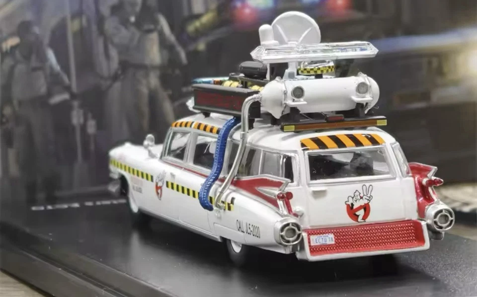 - 🇺🇦  1:64 Cadillac Ghostbusters ECTO-1A Ecto 1A Diecast Metal (NO 1:43) 1 - Image 4 of 4