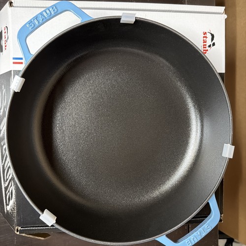 Staub Cast Iron Braiser And Grill,  10in, 3.5qt, Ice Blue - Picture 4 of 6