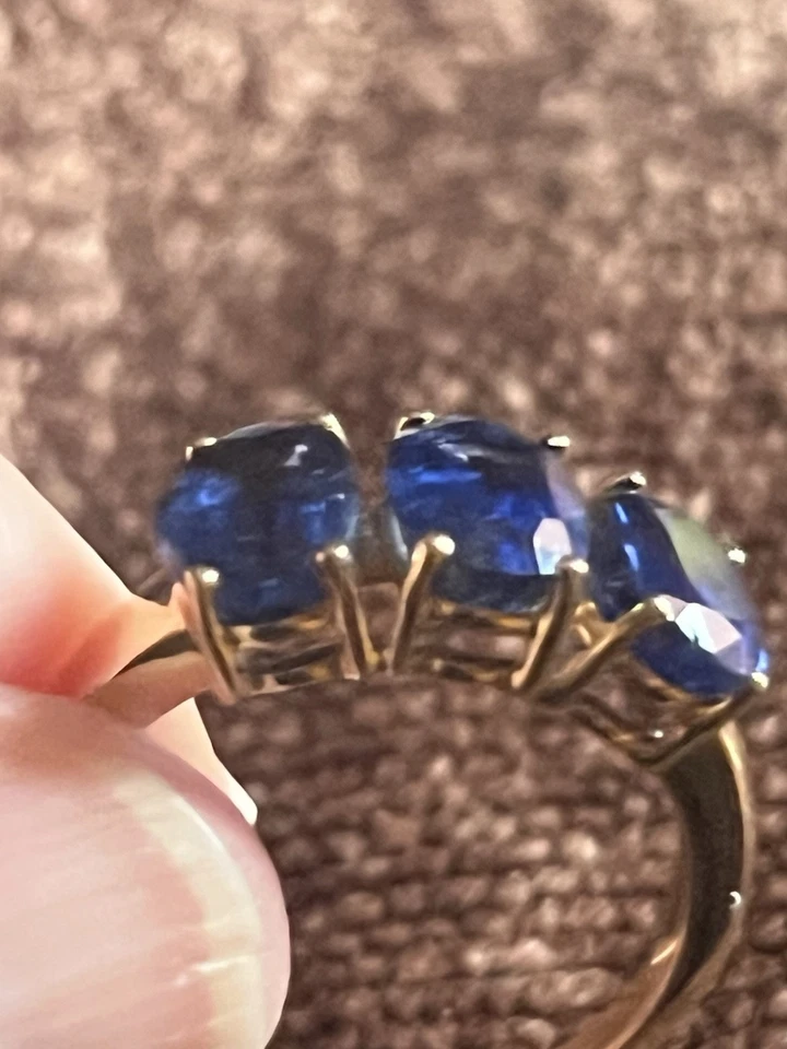 Anillo Sundar cianita 4,94 quilates, oro 9k Foto 3 de 3