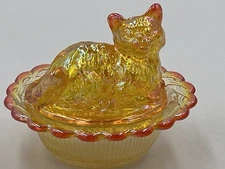 VTG Mosser Marigold Carnival Art Glass Cat/ Kitten On Nest Salt/Trinket GLOWS!!