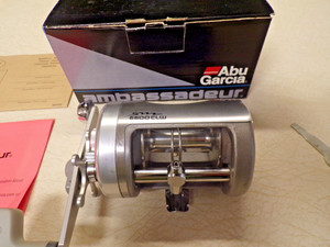 berkley fish grip Big Game Lip Digital Scale Color:Electric Blue Lure Storage Keep Your Hands Dry Pro Gear reels found