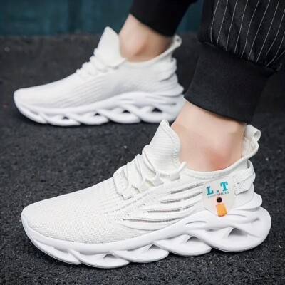 PLUS SIZE Men's Knit Breathable Running Shoes With Shock