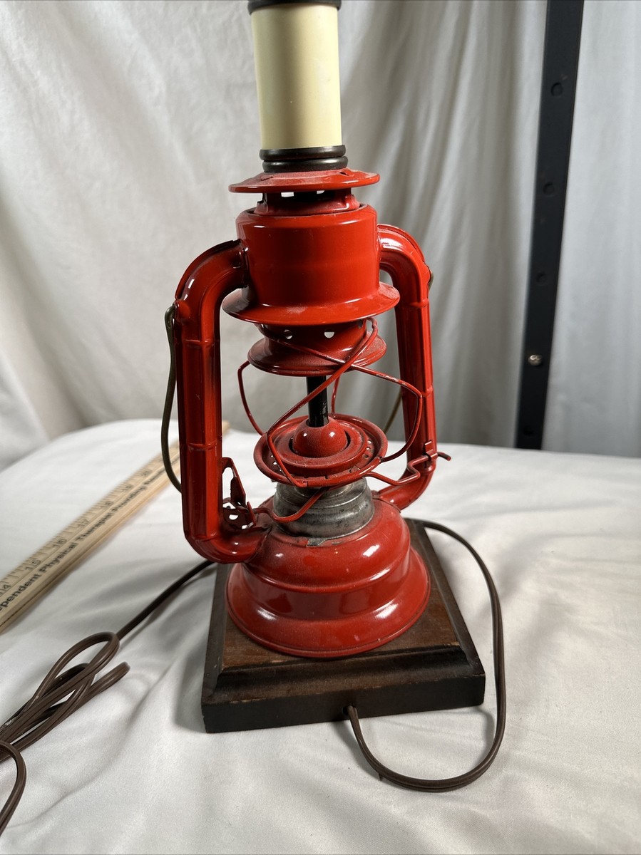 VINTAGE NOVELTY CONVERTED TO ELECTRIC DIETZ #76CAMPING LANTERN TO