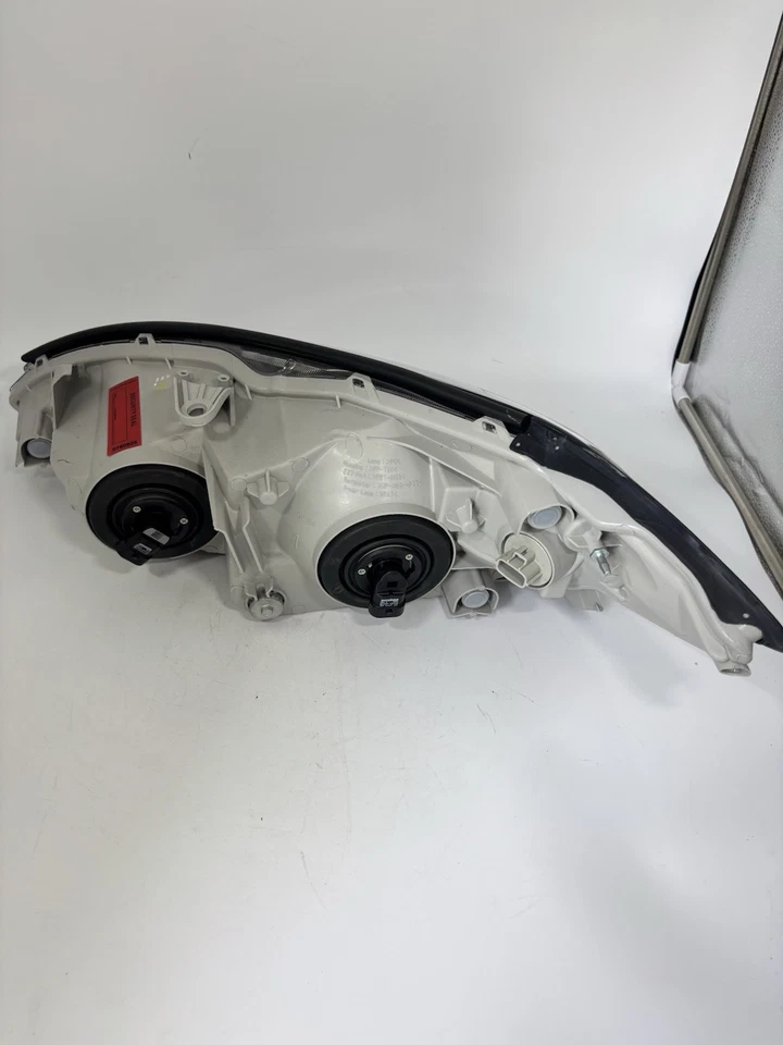 Headlight Assembly for 2002 2003 2004 Toyota Camry Chrome Housing - Image 4 of 4